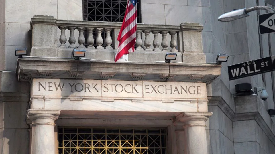Global Markets Plunge as US Tariffs Ignite Trade War Fears