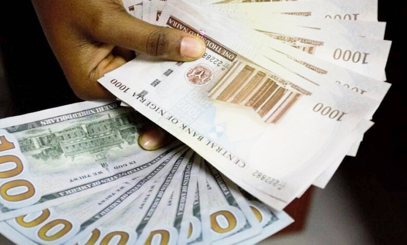 Dollar Drops, Markets Shaken as Trump Mulls Early Replacement for Fed Chair Powell