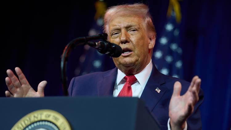 Trump Assures US Intervention After 2000 Reported Dead During Iran Protests