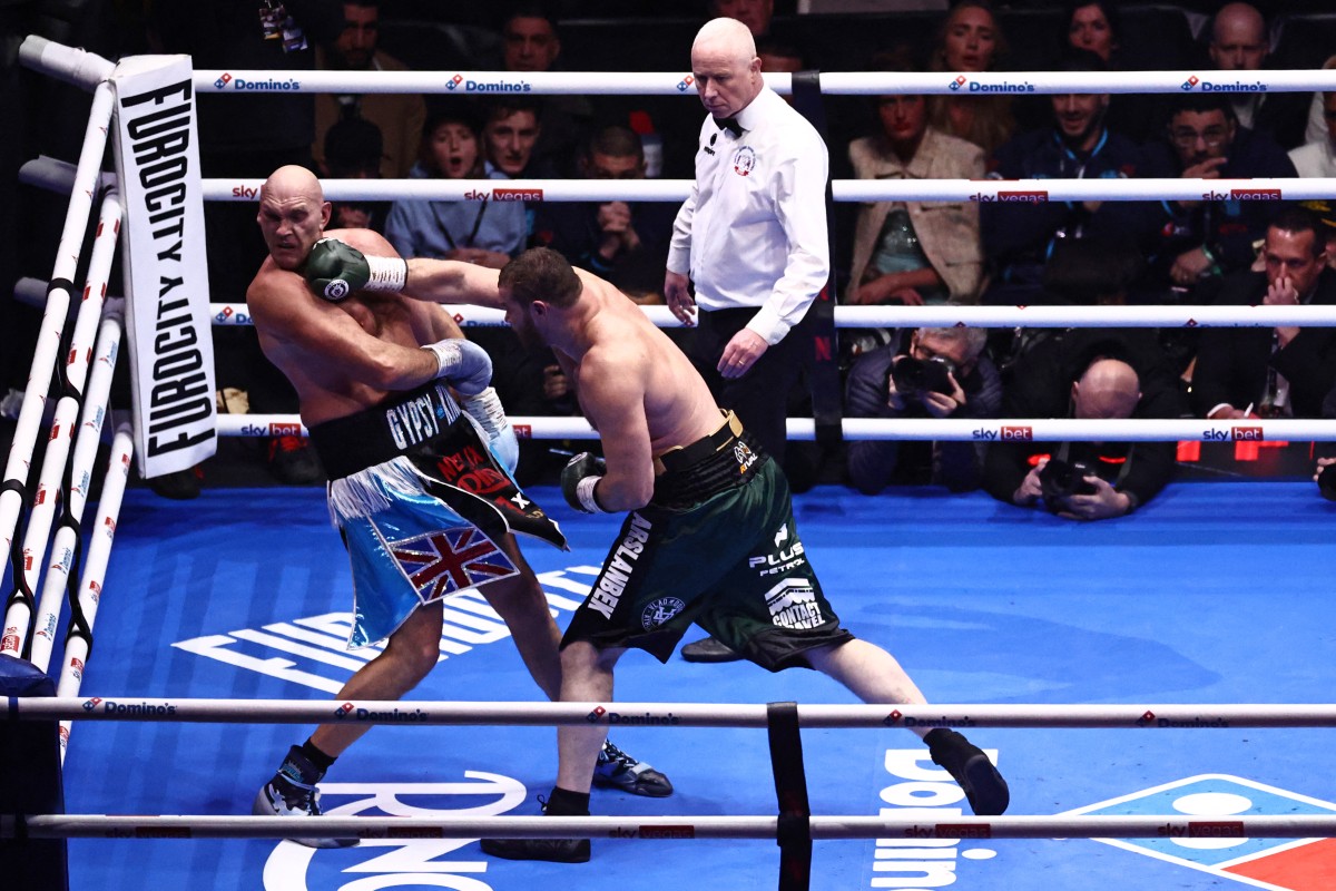 Fury Outpoints Makhmudov, Calls Out Joshua